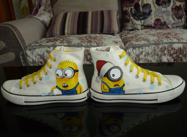 包邮v4095小黄小黄人人高帆布手绘男女情侣涂鸦帆布鞋