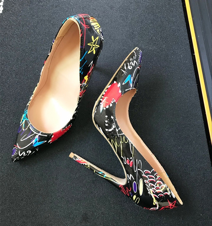 超细高跟鞋女2019新款性感细跟12cm浅口黑色涂鸦女鞋小码单鞋