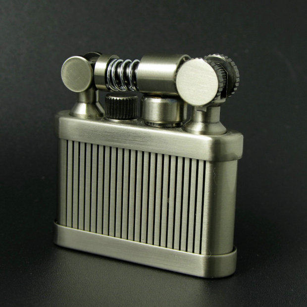 打火机进口日本mk双面精雕竖纹复古煤油杠杆煤油打火机