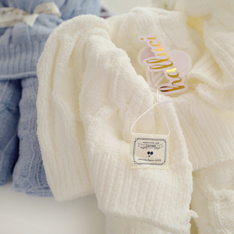 新品柔软触感雪尼尔保暖午休小盖毯创意小熊造型软绵绵毯子