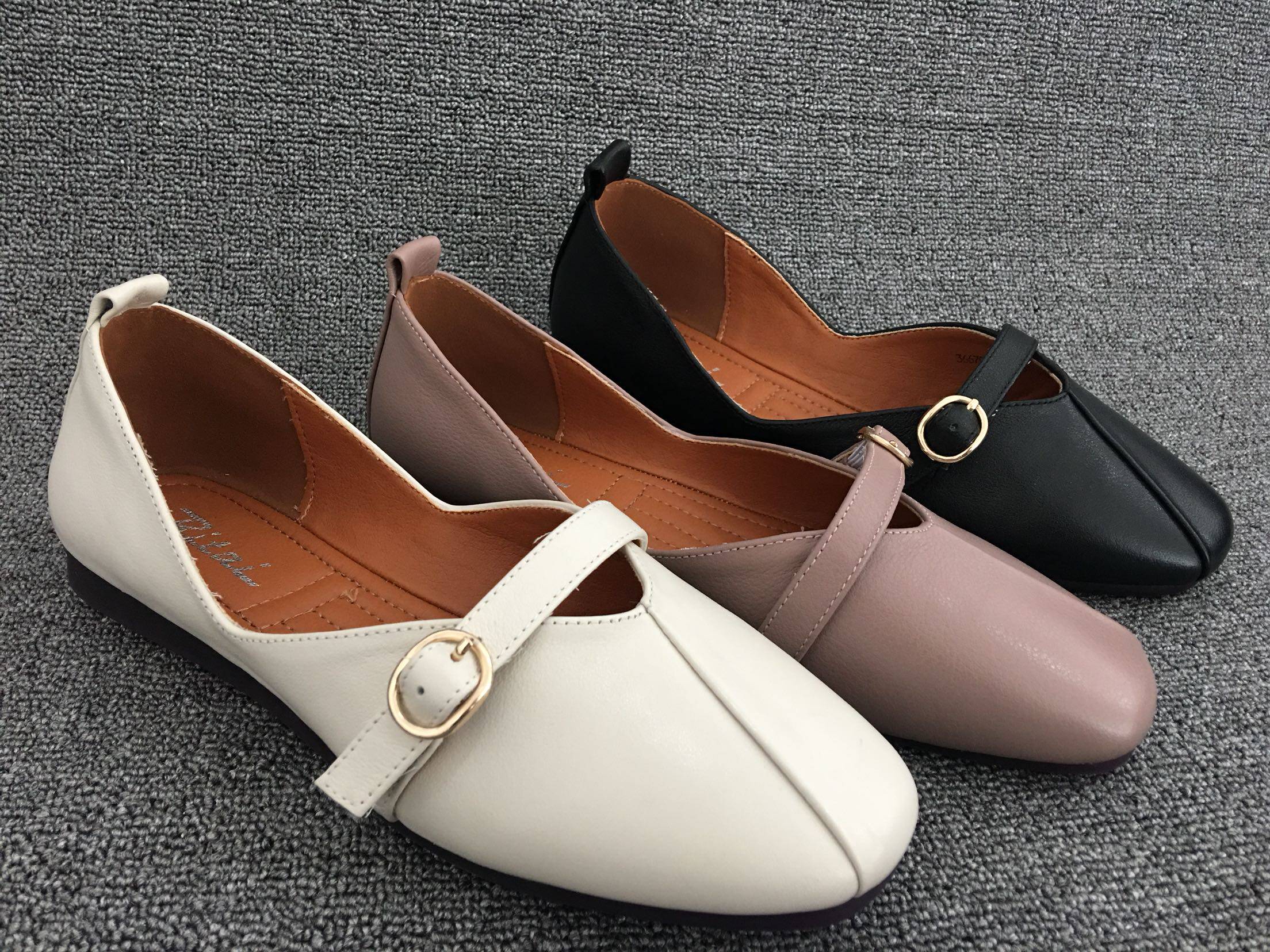 日泰女鞋2019新款真皮休闲平底软底软皮浅口单鞋