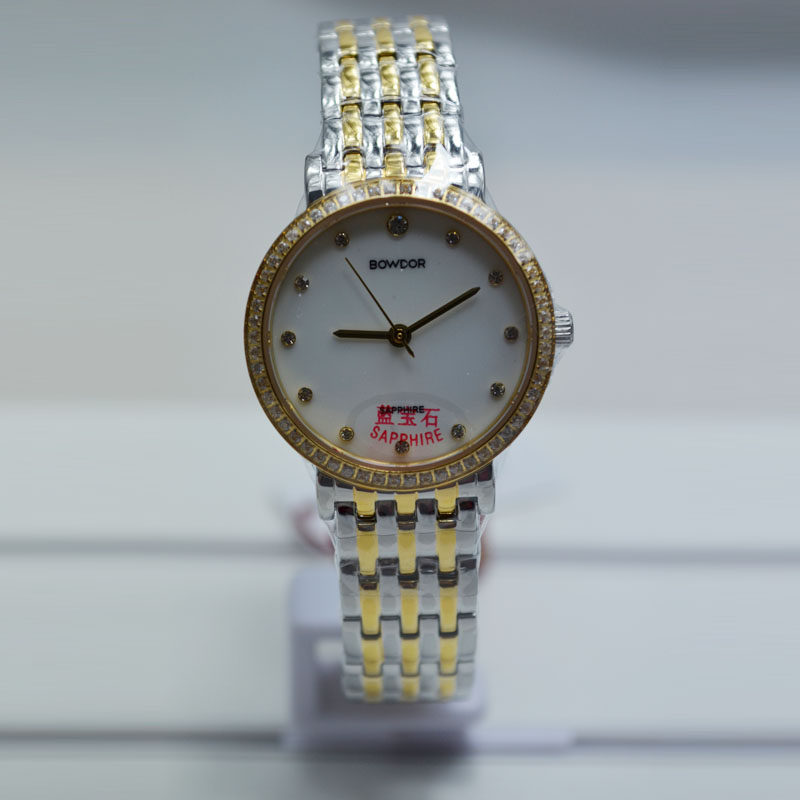 宝舵手表石英水钻男女情侣时尚简洁防水男表女国产腕表