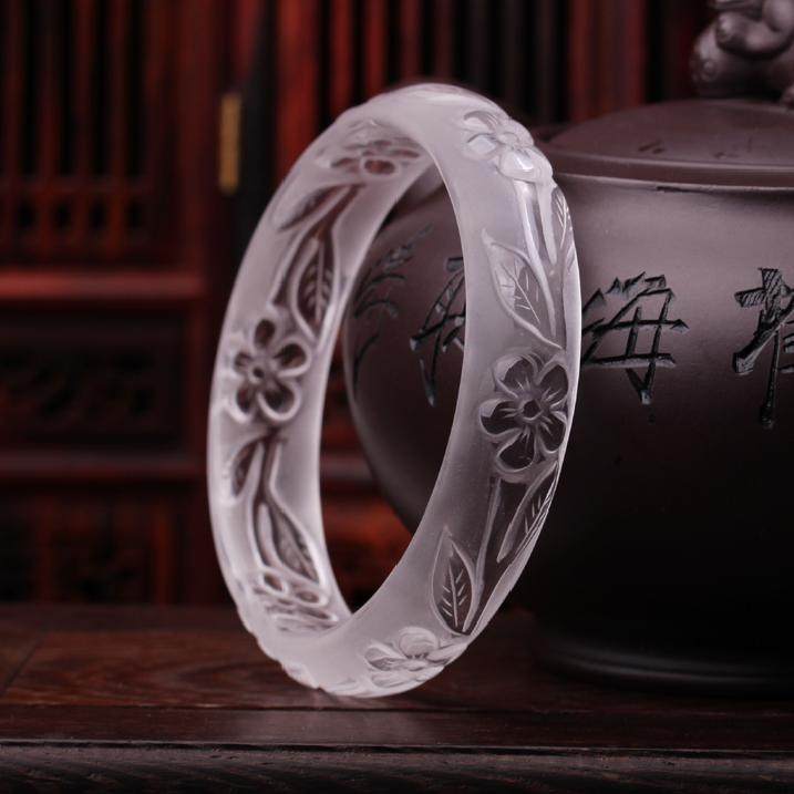 水晶丑年雕刻白水晶手镯新款镯子子女饰品花纹手饰