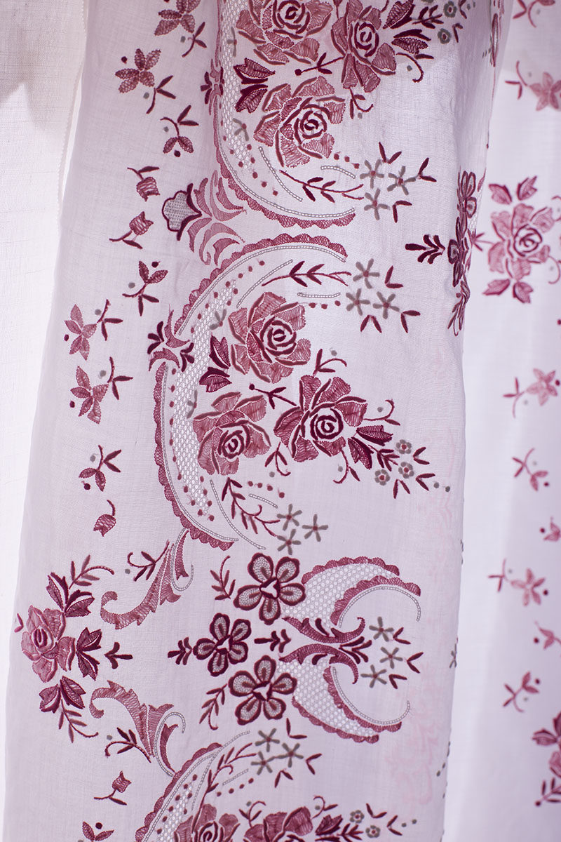 潮州发丝丝绣满工刺绣瑞士玻璃纱窗帘床盖275cm床盖