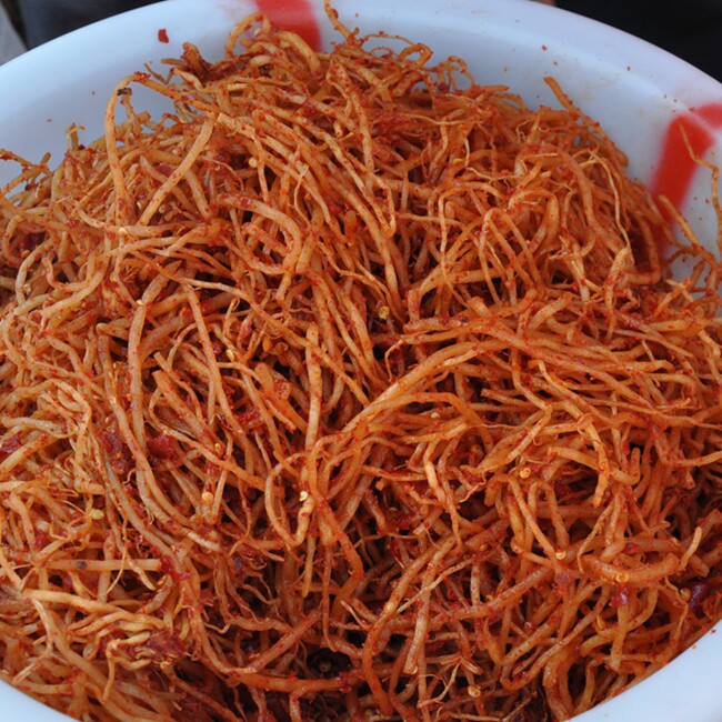 云南腌韭菜根咸菜腌菜泡苤特产农家小吃酸辣腌制