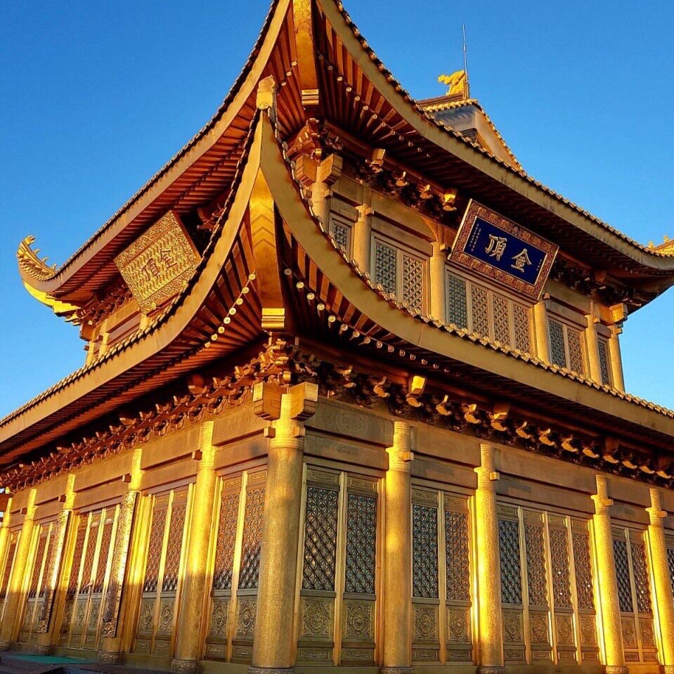 四川成都峨眉山金顶纯玩跟团旅游一日游·享金顶佛光12~17小团