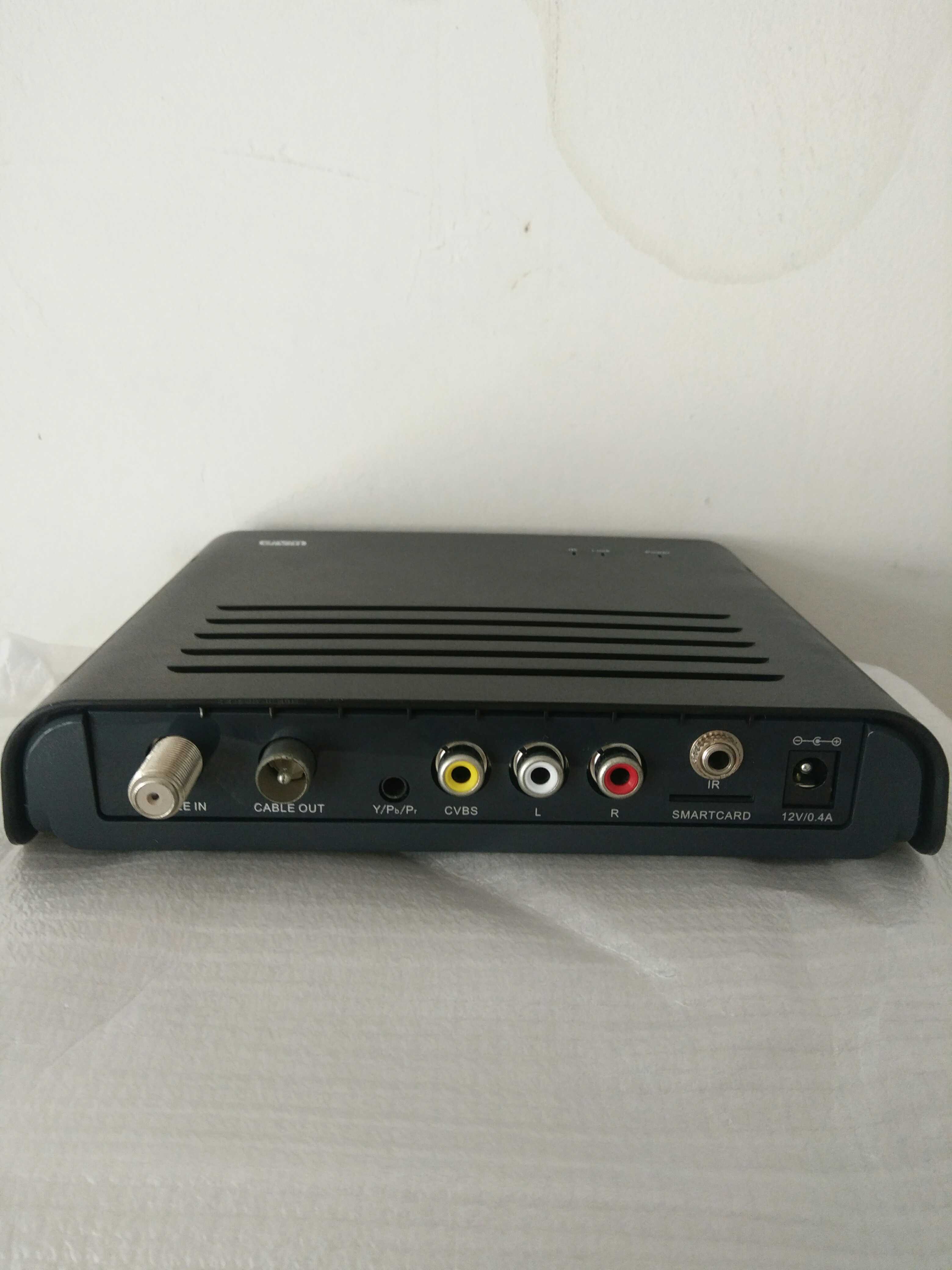 机顶盒青岛广电有线数字电视天柏高清柏卡绑定通用遥控设备