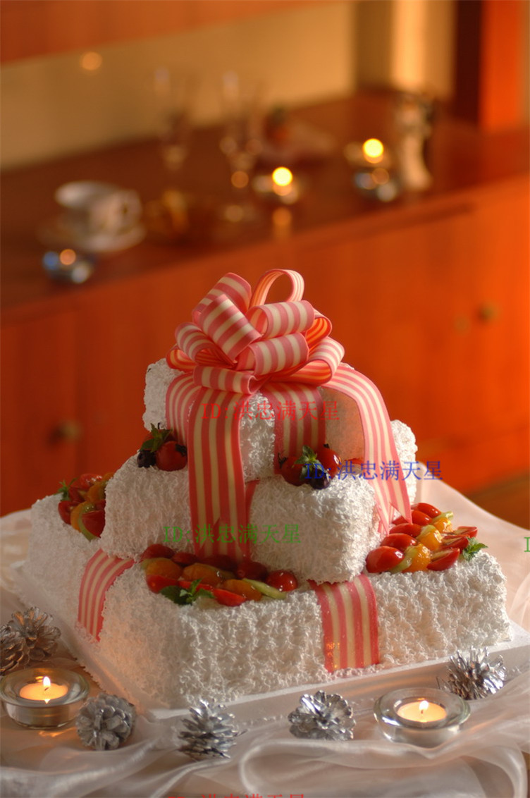 蛋糕深圳福田罗湖南山盐田宝安安龙岗区多层新鲜生日蛋糕