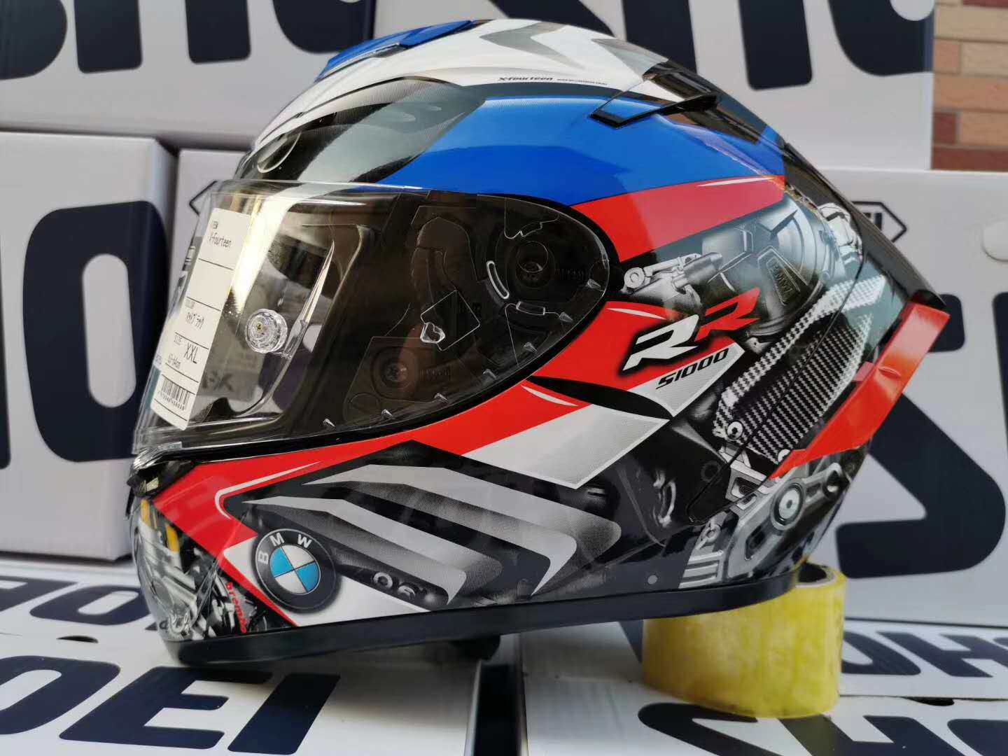 高档摩托车x14头盔全盔shoei杜卡迪马奎斯