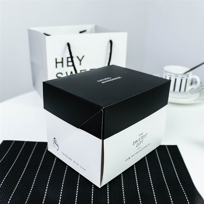 蛋糕点心慕斯黑白翻盖千层切片奶油盒芝包装盒点心包装盒