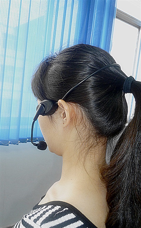 蜜蜂红色教学教师用蓝牙小领夹式头戴麦克风数码无线扩音器