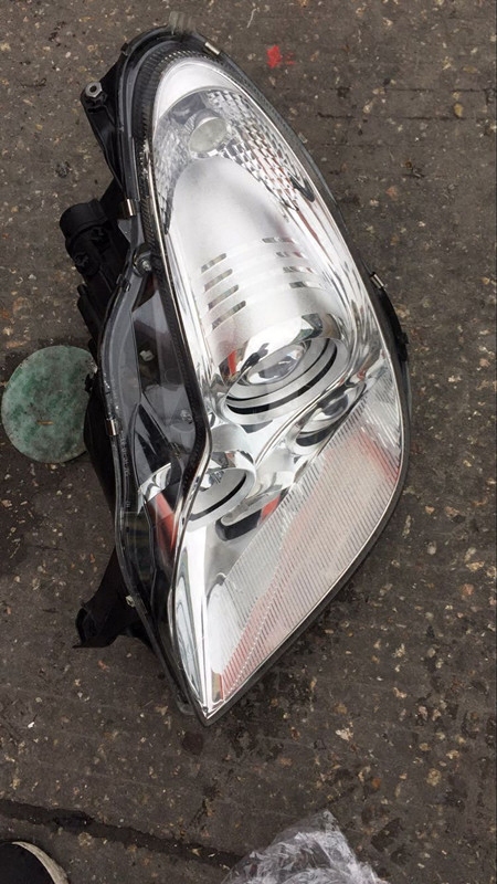 适用于奔驰老款w219大灯总成cls350头灯w218气灯大灯总成