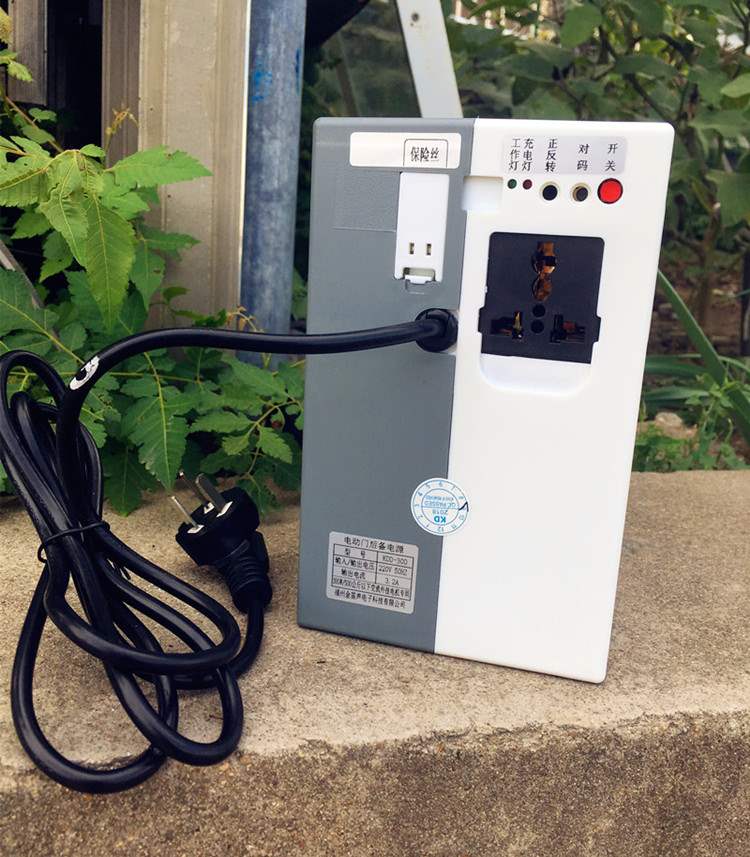 蓄电池卷闸控制器通用电动电动车车库卷帘门翻板门ups门窗控制器