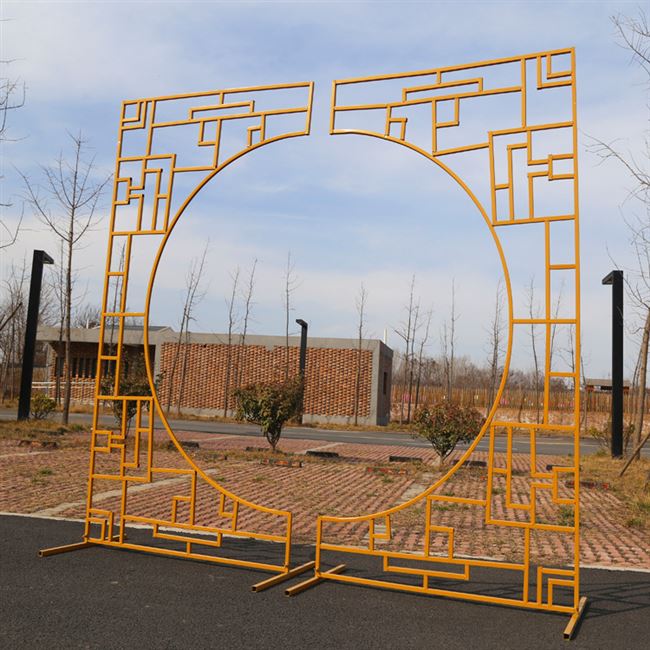 中式婚庆舞台2020新款婚礼屏风铁艺道具同心圆拱门