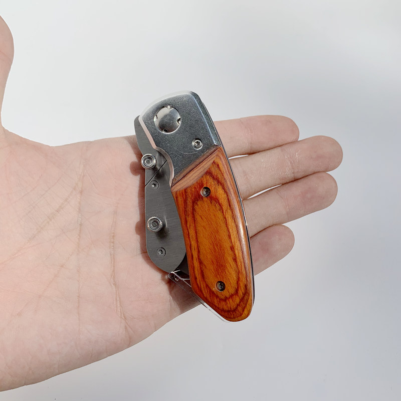 自锁美工刀绳子实木手柄折叠梯形替换刀片开箱美工刀