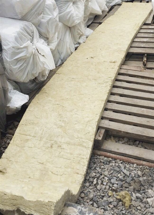 岩棉防火隔音彩钢石棉棉卷保温隔热耐高温隔音板隔音棉