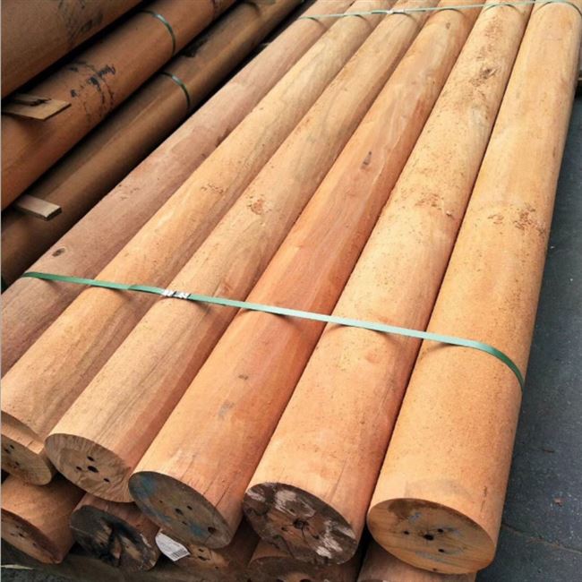 圆木防腐柱子实木樟子松原木户外圆柱立柱主梁防腐木