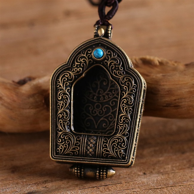 纯铜掐丝楞严挂件嘎乌盒西藏透明胎毛随身金刚项坠