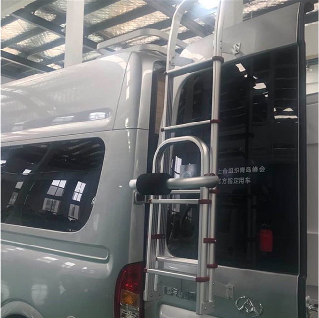 房车全顺改装爬梯越野车车顶行李架大通v80依维柯全车