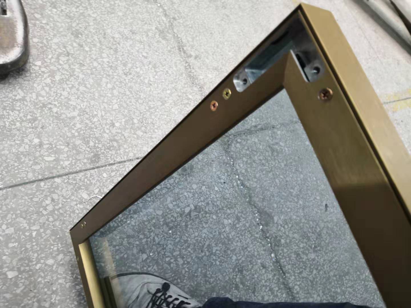 玻璃门天地铰链半圆圆弧极简拉丝金色古铜色玻璃铰链