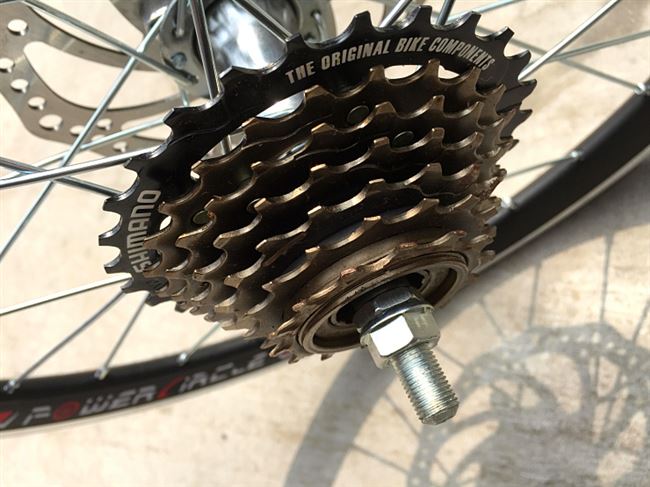 飞轮自行车速旋齿轮变速山地单速折叠卡飞自行车飞轮