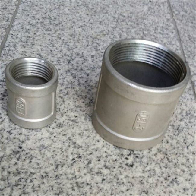 不锈钢内丝管箍直接管古精铸螺纹直通接头4分接头