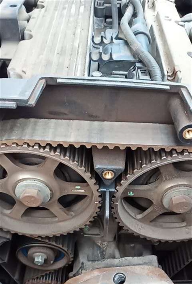 018k4g荣威550750名爵野马华泰圣达菲18t正时皮带更换用工引擎维修