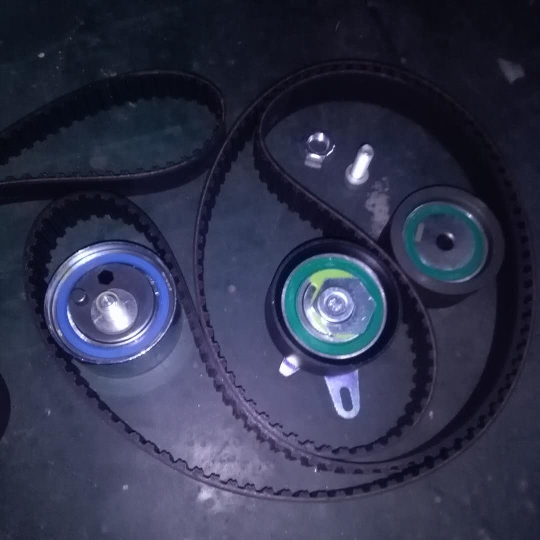 适用奥迪a62.5tdi柴油c5发电机空调正时皮带皮带