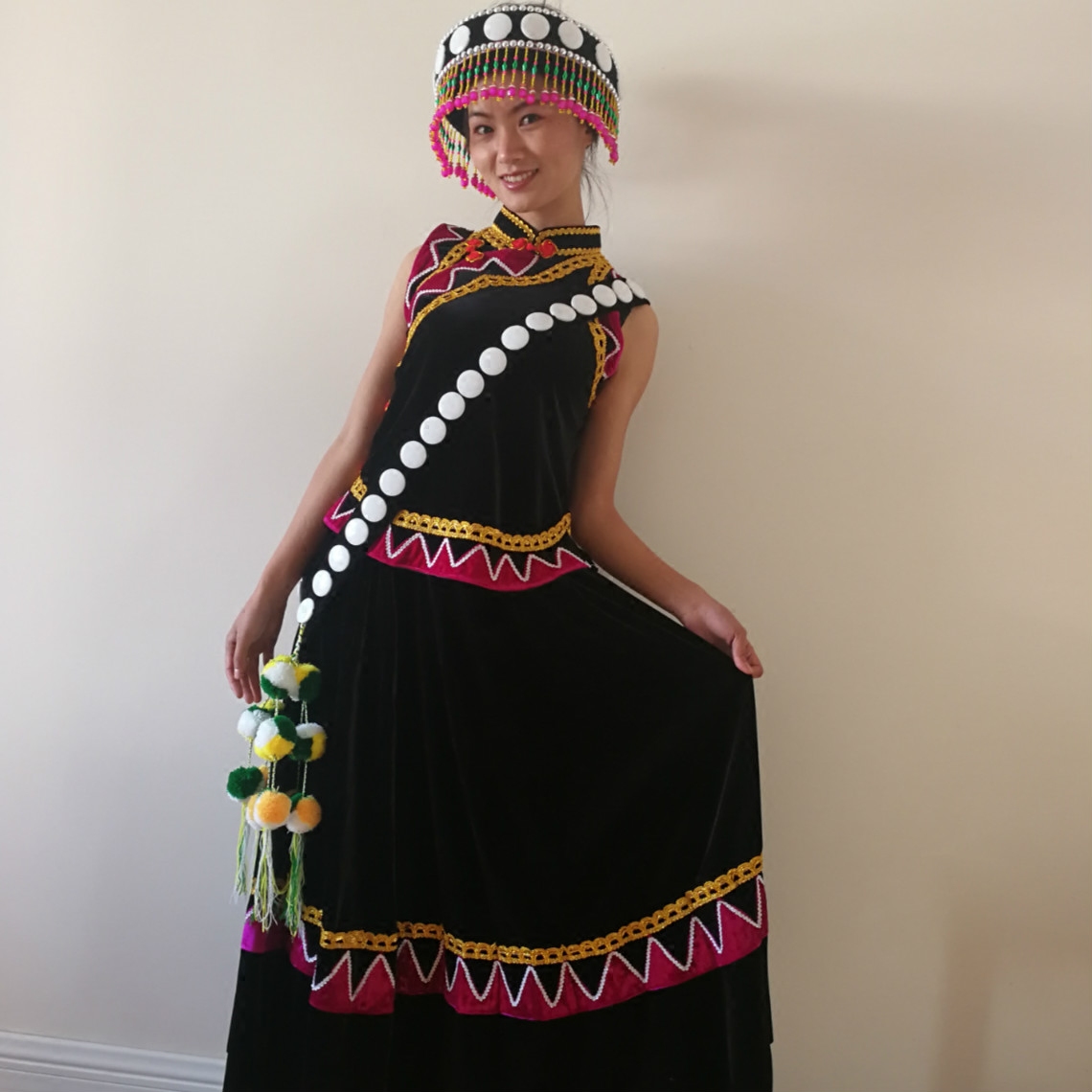 云南怒江傈僳族怒族少数民族服装婚礼礼服韩国绒丝民族服装