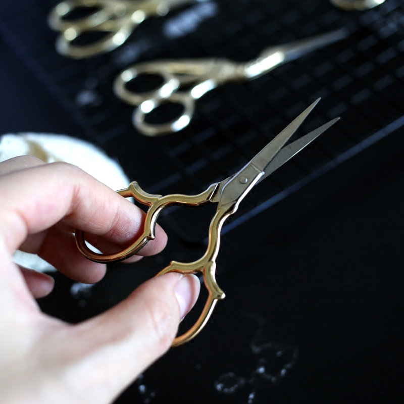 一双巧手文艺复古金属雕花茶叶剪子创意不锈钢家用剪刀