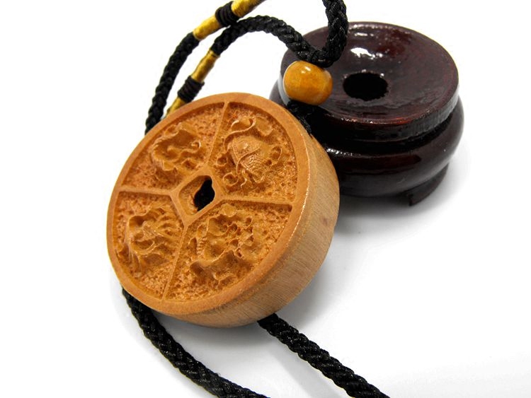 桃木四灵神兽项链青龙白虎玄武朱雀男女钥匙扣项坠