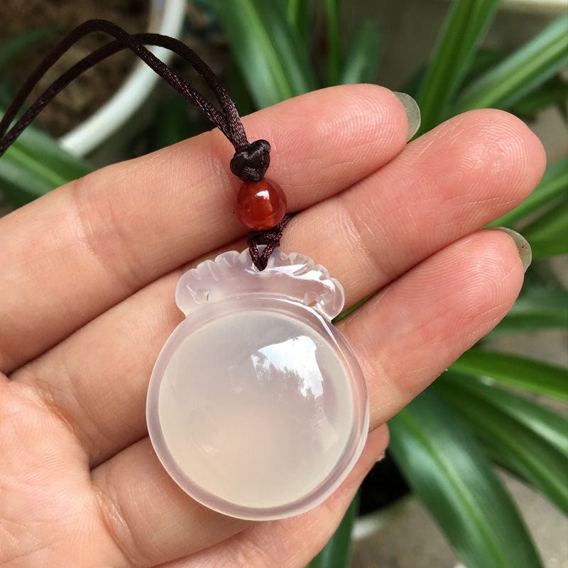 天然玉髓护心吊坠文艺范冰玛瑙如意福袋挂件项坠