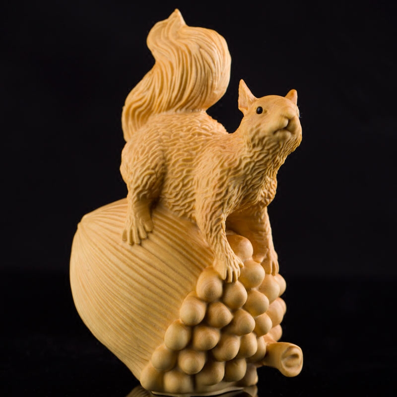 黄杨木可爱送礼把玩手把松鼠动物摆件家居装饰创意木雕