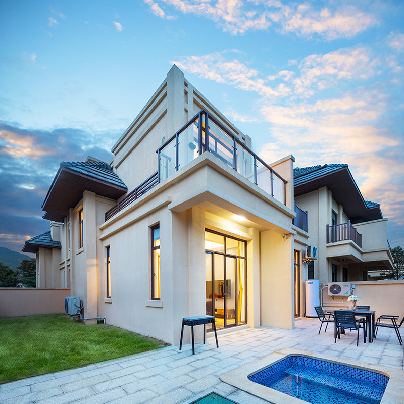 清远英德奥园心花小镇温泉别墅2/3房/5房/6房 近巧克力王国希尔顿