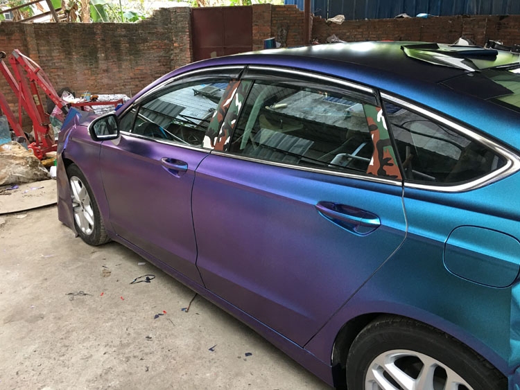 适用于蒙迪欧中柱改色abc柱亮面黑贴膜5d碳纤改色膜