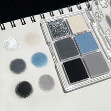 Blue and black diamond smoky makeup! Matte black eye shadow plate
