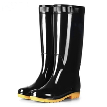 Cow soled rain shoes, men's rubber shoes, acid and alkali resistant, high drum rain boots, thickened water shoes, anti slip, car washing, water boots, fishing at the construction site