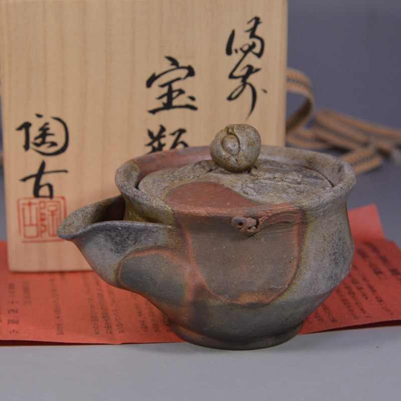 男女兼用 カジュアルウェア 備前焼 小西陶蔵造 窯変造形急須 黄銅打出