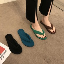 Flip flops, lazy shoes, flat shoes, Roman shoes, women's shoes