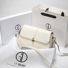 Hong Kong's itgdledy luxury saddle bag