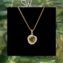 Light Luxury Exquisite Round Zircon Necklace with Rich Olive Green