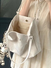 Large capacity commuting tote bag versatile one shoulder handbag