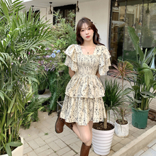 Summer waist slimming floral dress