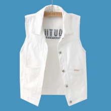 White spring and autumn denim vest exudes a foreign style