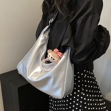Large capacity commuting bag for women in 2024, new Korean casual versatile one shoulder luxury silver crossbody tote bag