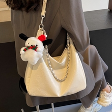 High end bag for girls 2024 new single shoulder bag, large capacity tote bag, commuting fashion crossbody bag, bucket bag