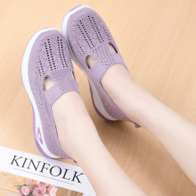 Spring and Summer Old Beijing Cloth Shoes Women's Shoes Hollow Breathable Mom's Sandals Non slip Flat Bottom One Step Stepping Elderly Walking Shoes