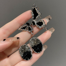 Sweet and Cool Black Premium Earrings with Spicy Girl Style Earrings