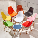 伊姆斯椅子现代简约塑料餐椅成人