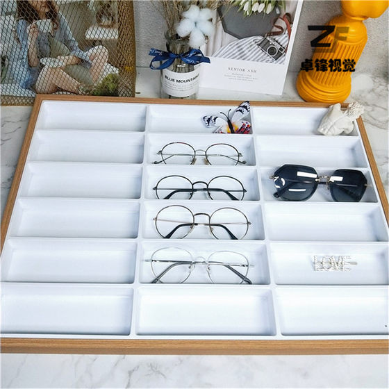 New product glasses display storage box Glasses store counter decoration display props Solid wood glasses shelves glasses exhibition
New product glasses display storage box Glasses store counter decoration display props Solid wood glasses shelves glasses exhibition